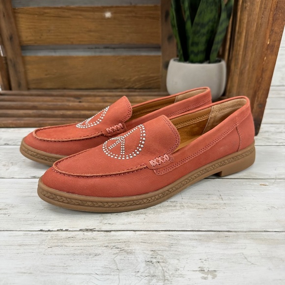 Lucky‎ Brand Redmy Loafers Flats Womens 7.5 Leather Studded Peace Shoes - Picture 1 of 8